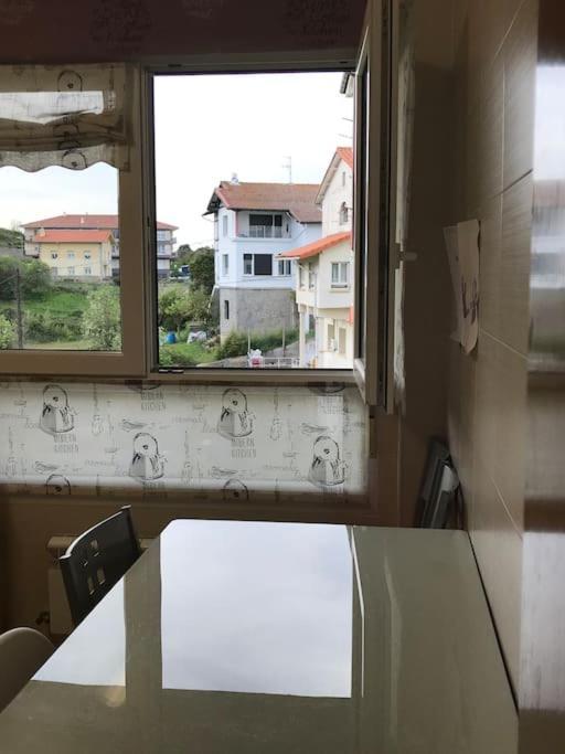 Apartamento Lekeitio, Garaje Y Wifi Luaran gambar